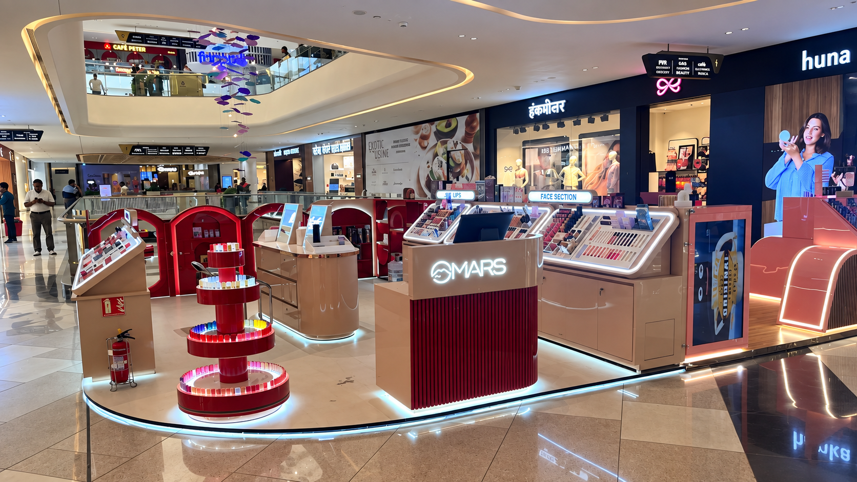 Custom retail fixtures and mall kiosks
